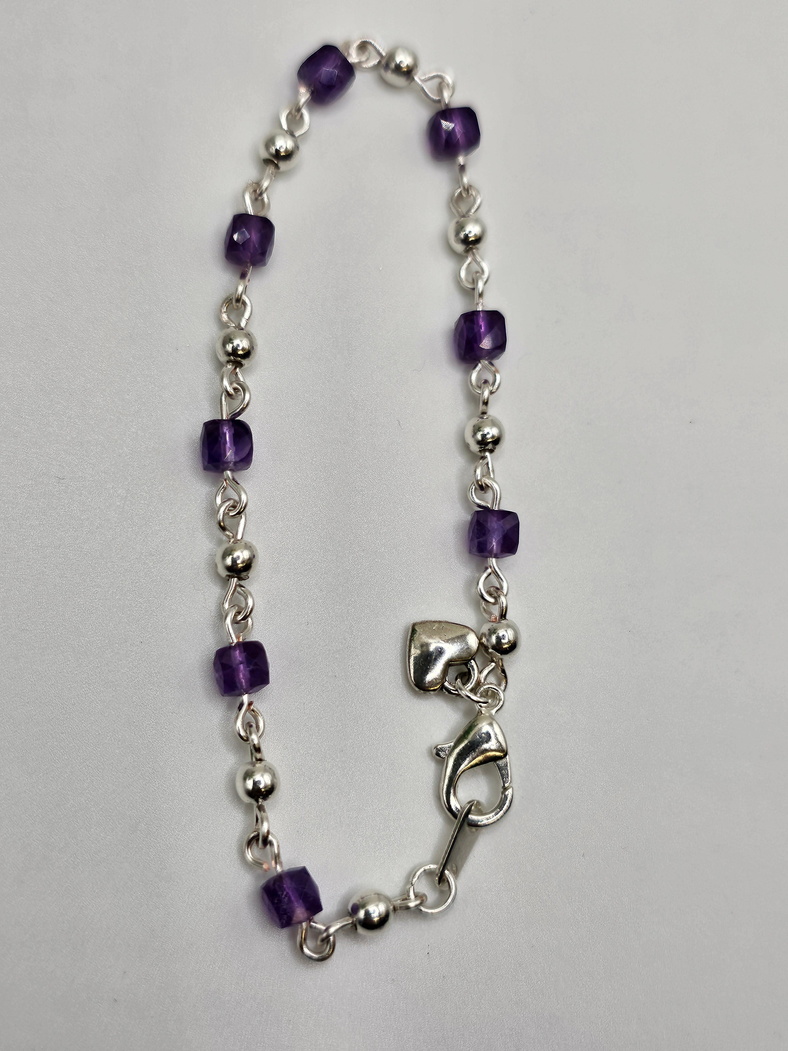 Amethyst and silver beaded bracelet