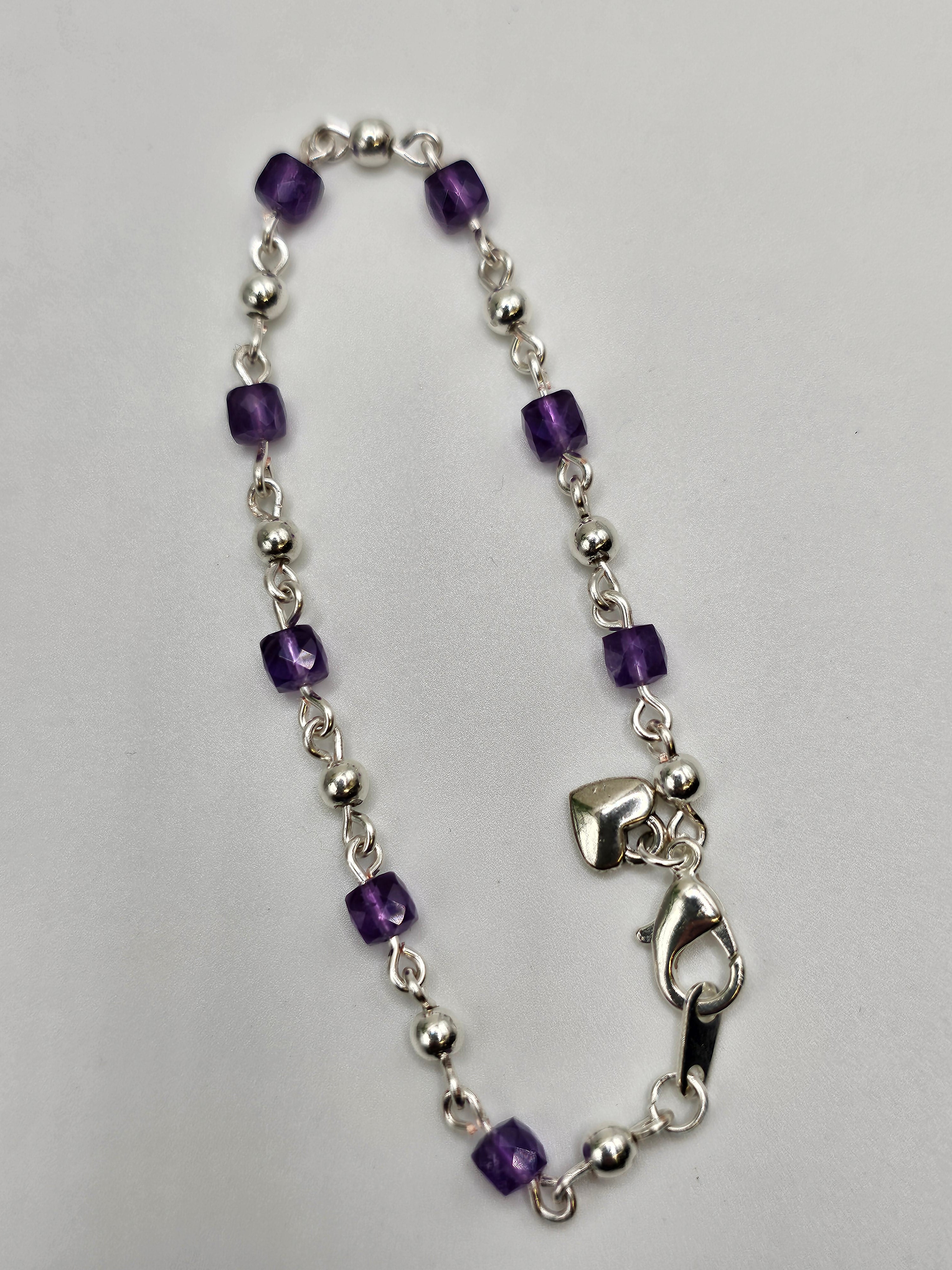 Amethyst and silver beaded bracelet